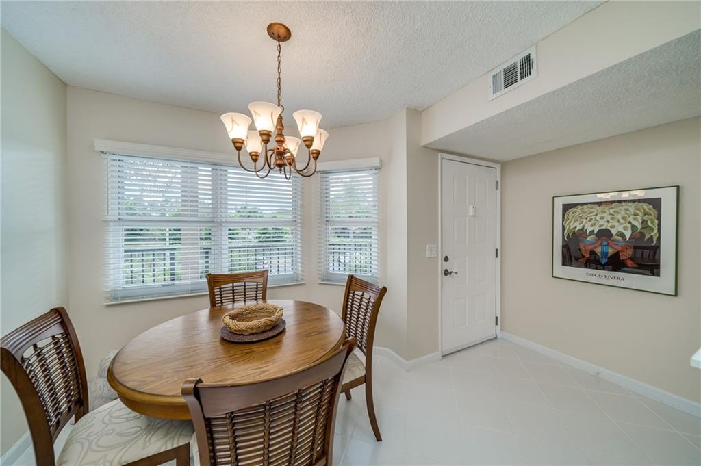 IVANHOE - Residential