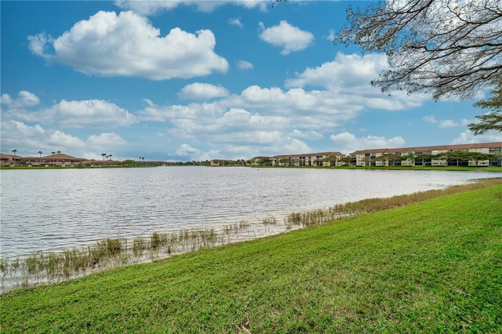 IVANHOE - Residential