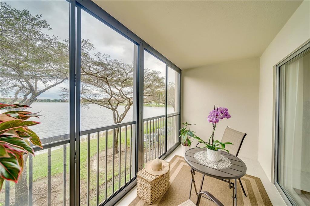 IVANHOE - Residential