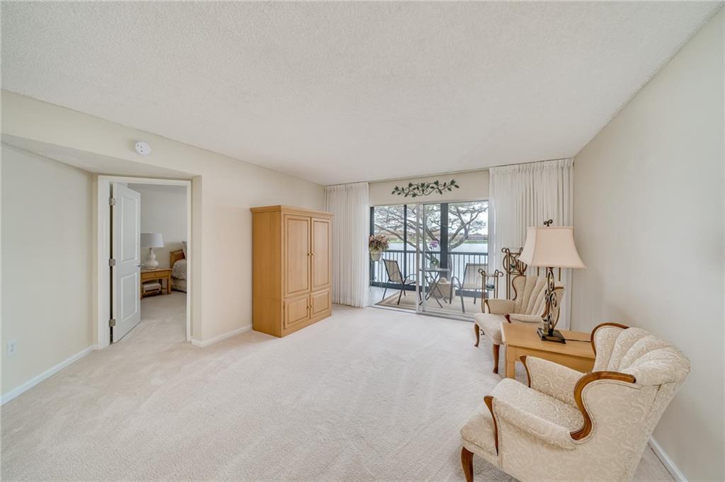 IVANHOE - Residential