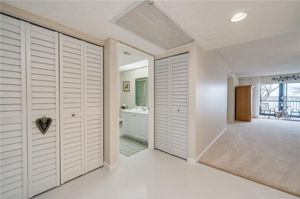 IVANHOE - Residential