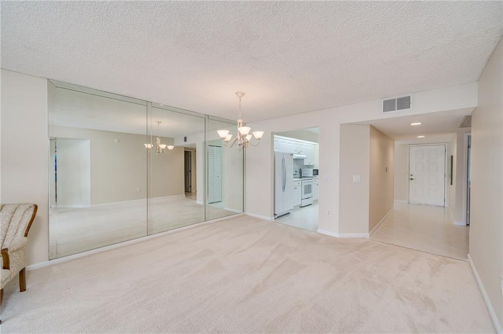 IVANHOE - Residential