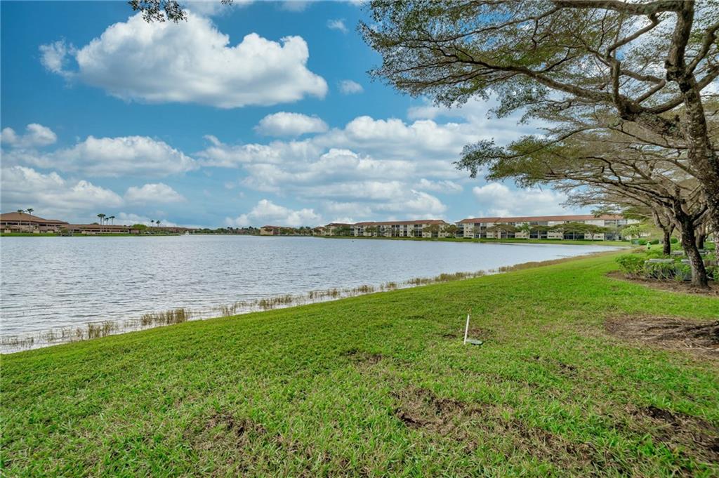 IVANHOE - Residential