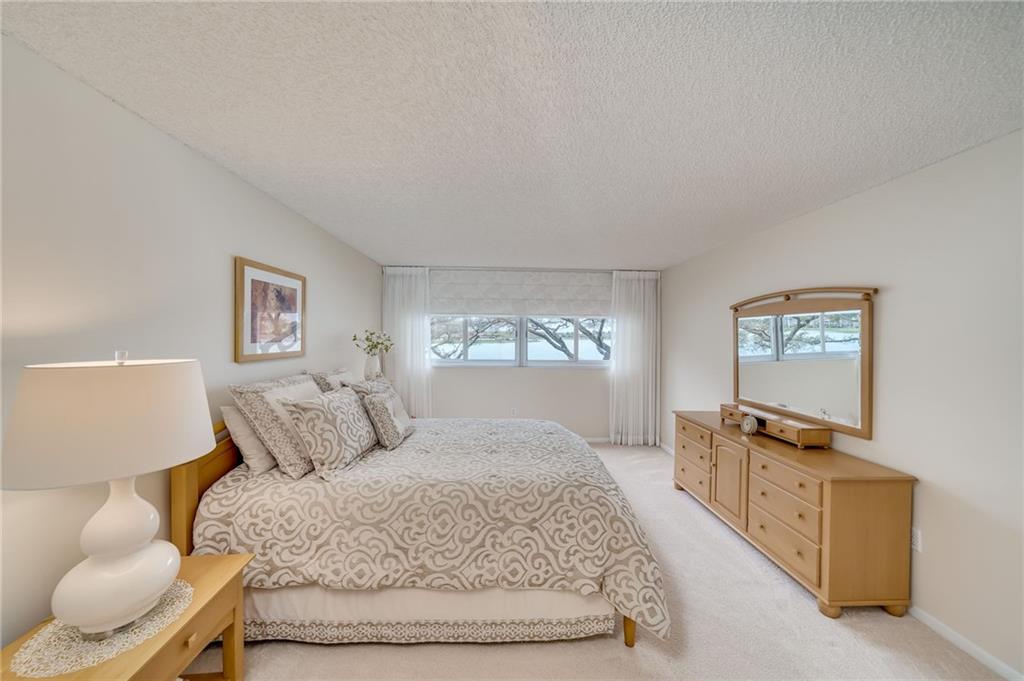 IVANHOE - Residential