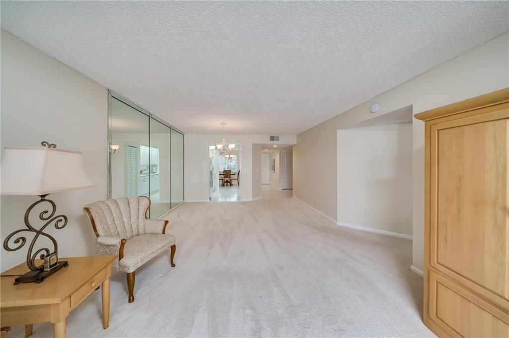 IVANHOE - Residential
