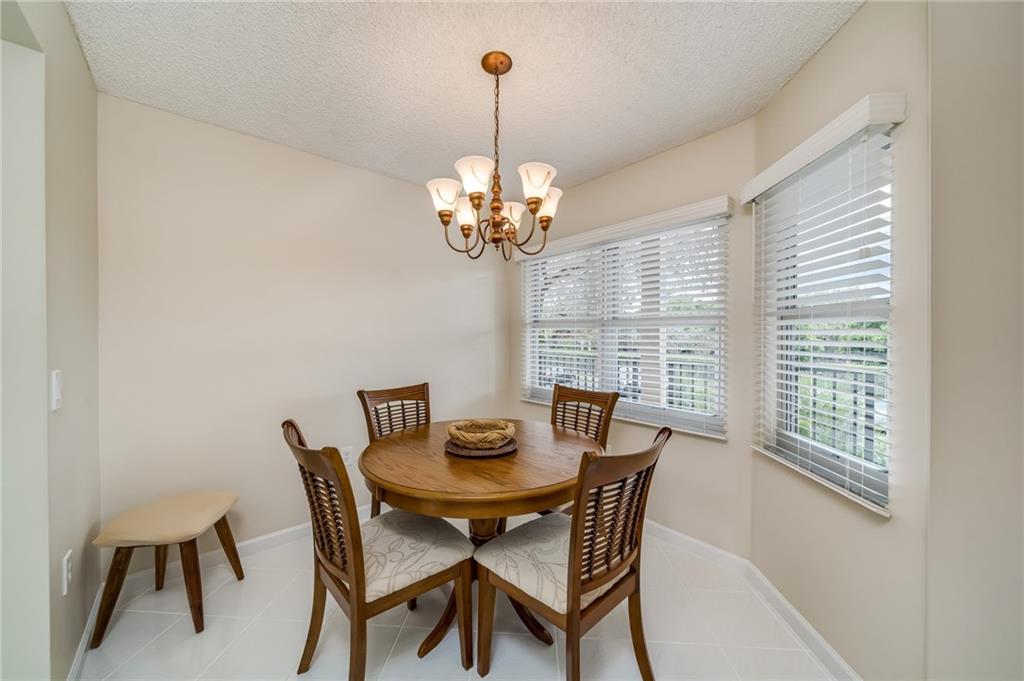 IVANHOE - Residential