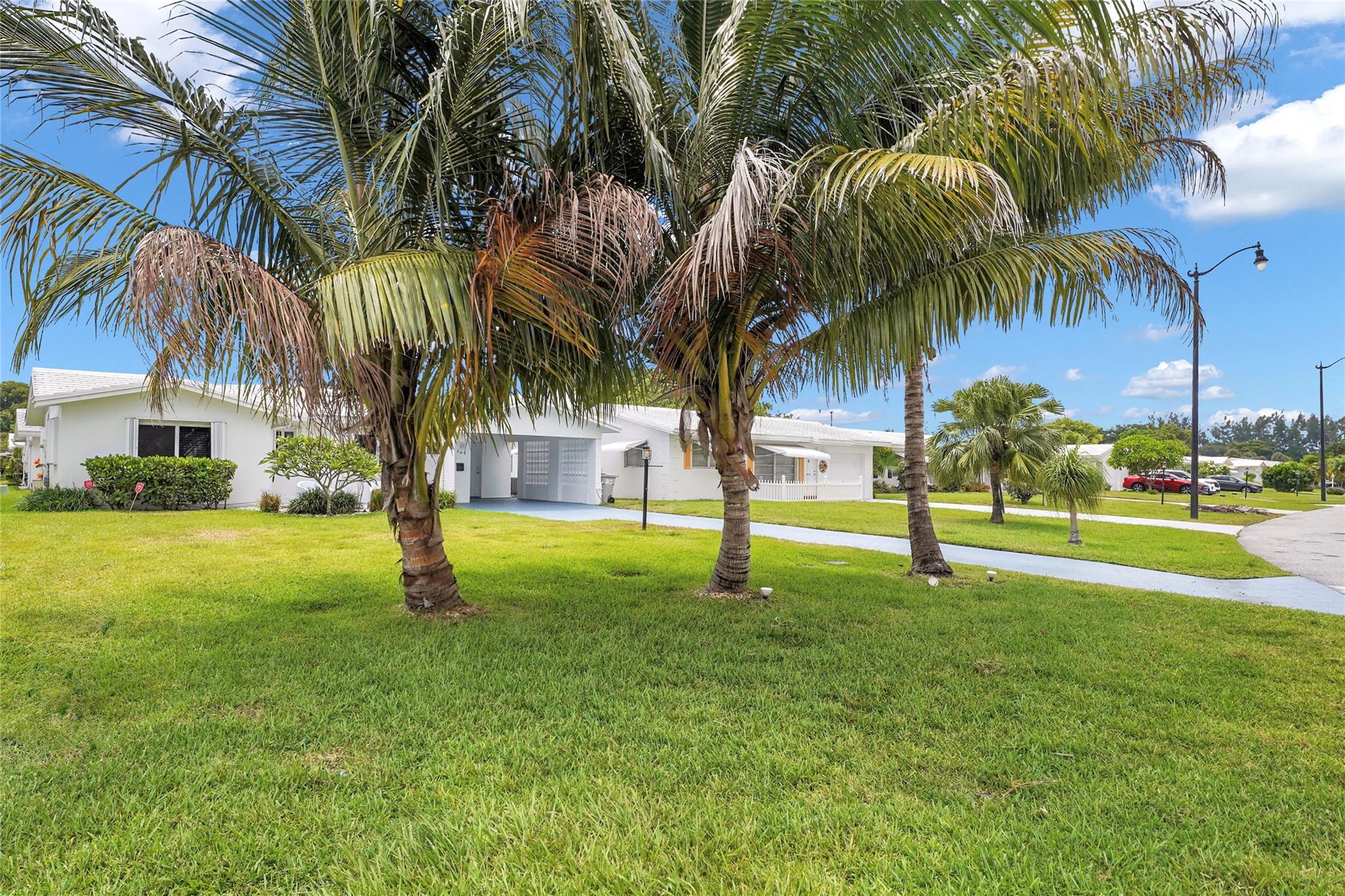 260 S Golf Blvd