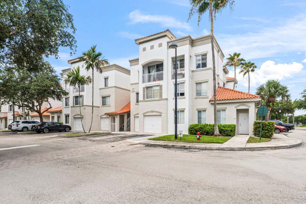 Photo of 11022 Legacy Drive #305, Palm Beach Gardens, FL 33410 (MLS # B26039214)