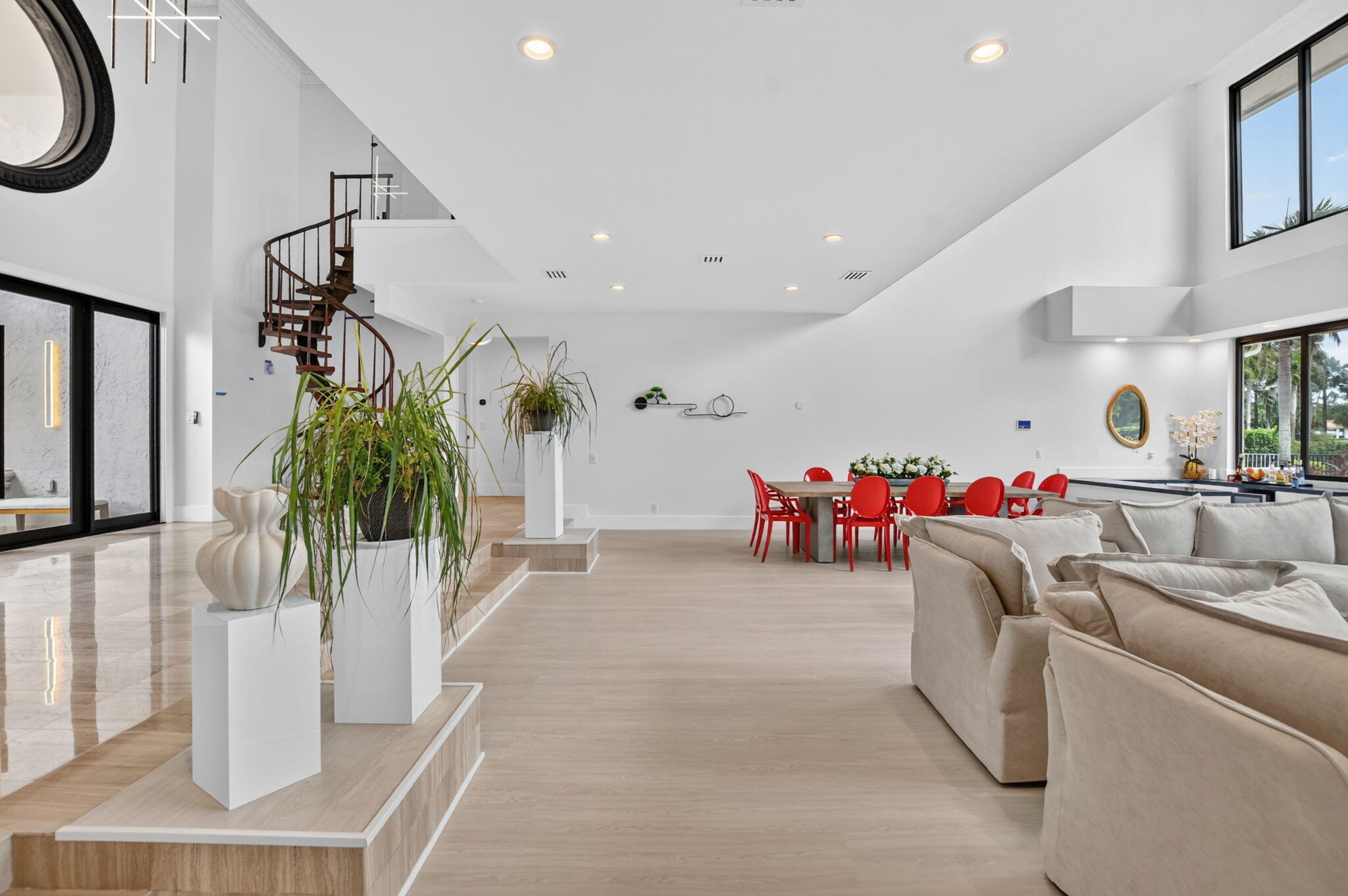 21312 Greenwood Court