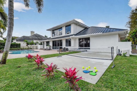 Tiny photo for 21312 Greenwood Court, Boca Raton, FL 33433 (MLS # B26046971)