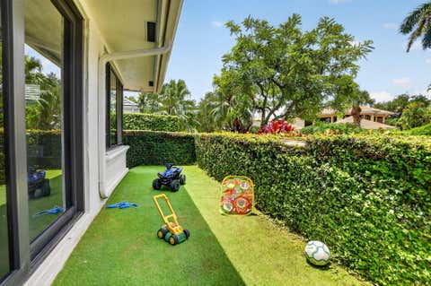 Tiny photo for 21312 Greenwood Court, Boca Raton, FL 33433 (MLS # B26046971)