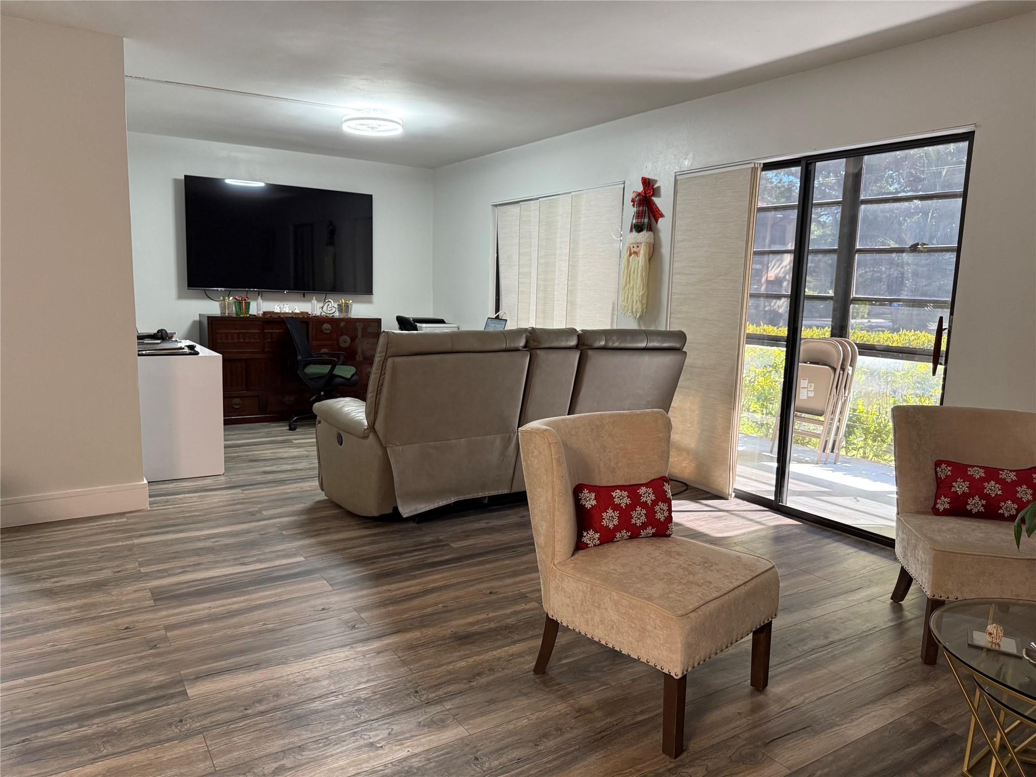 CLAIRMONT AT KINGS POINT - Residential