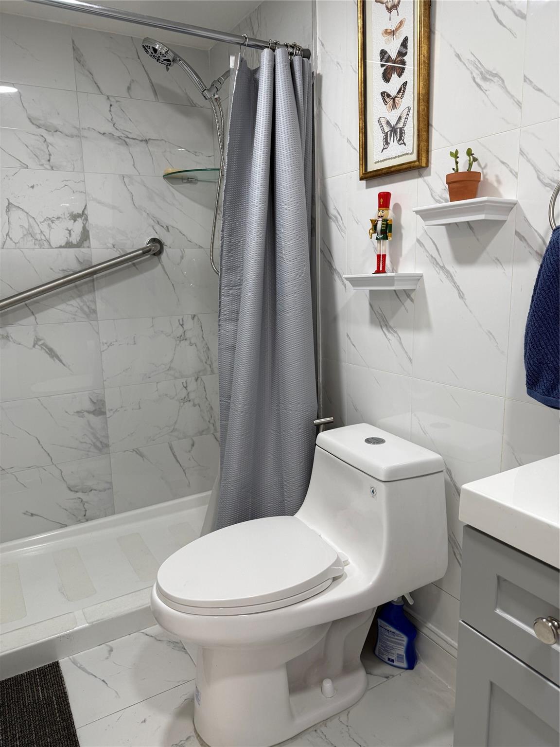 CLAIRMONT AT KINGS POINT - Residential