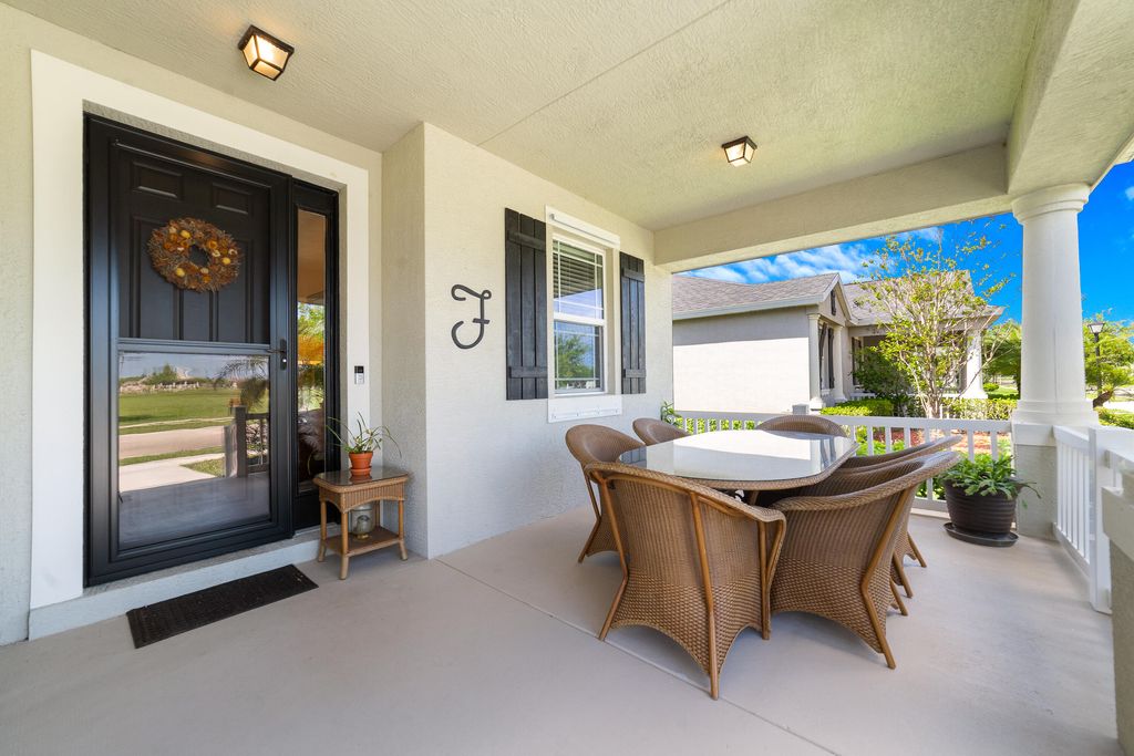 Photo of 1410 Caddy Court, Vero Beach, FL 32966 (MLS # B26010067)