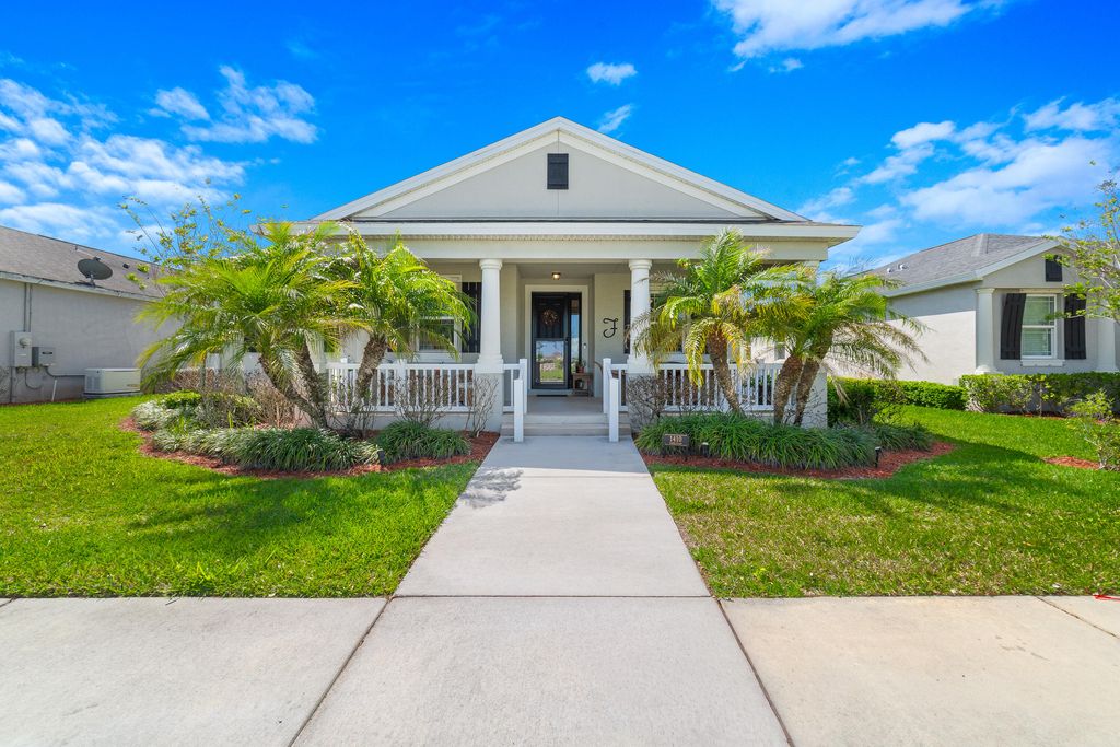 Photo of 1410 Caddy Court, Vero Beach, FL 32966 (MLS # B26010067)