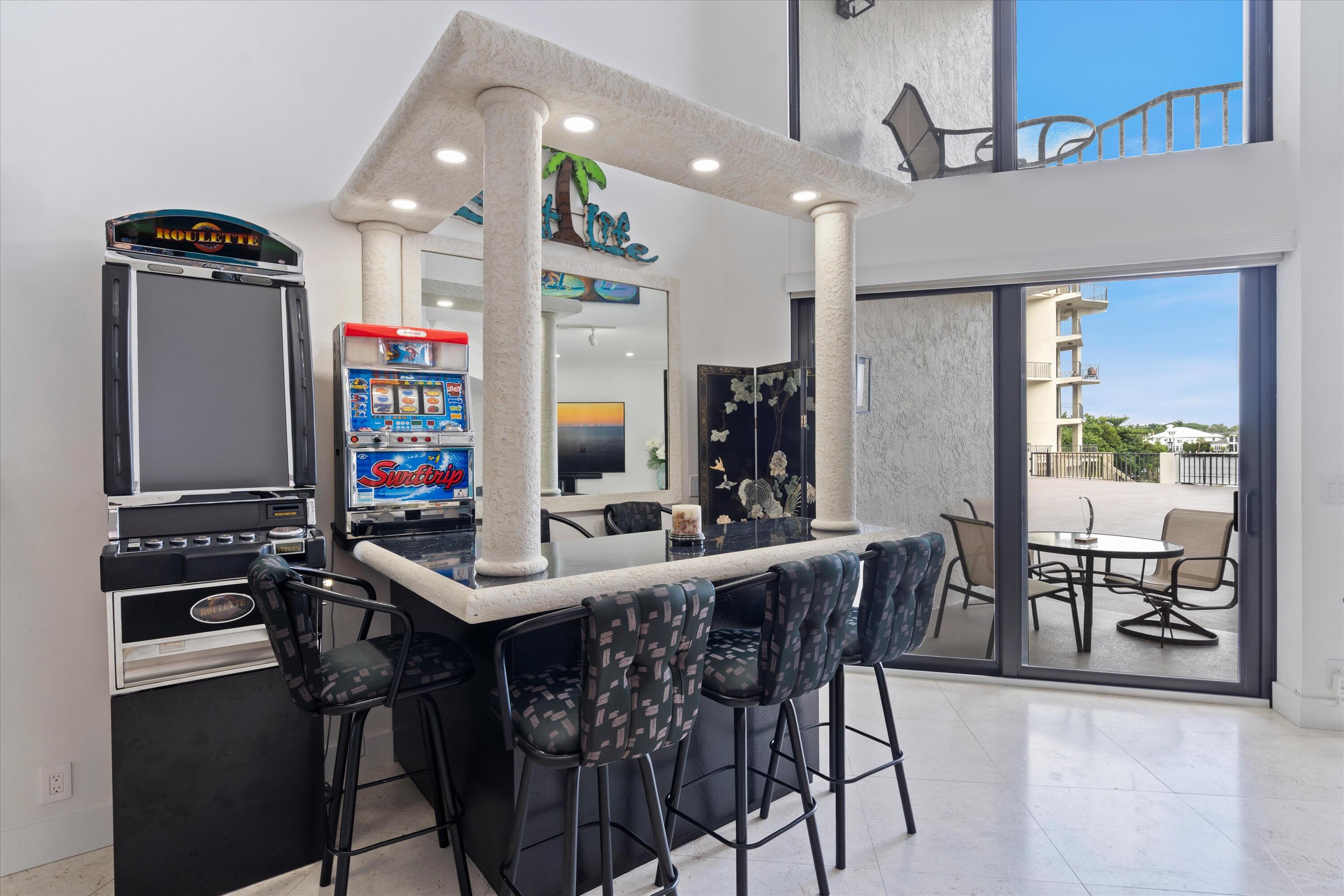 DELRAY HARBOR CLUB CONDO - Residential