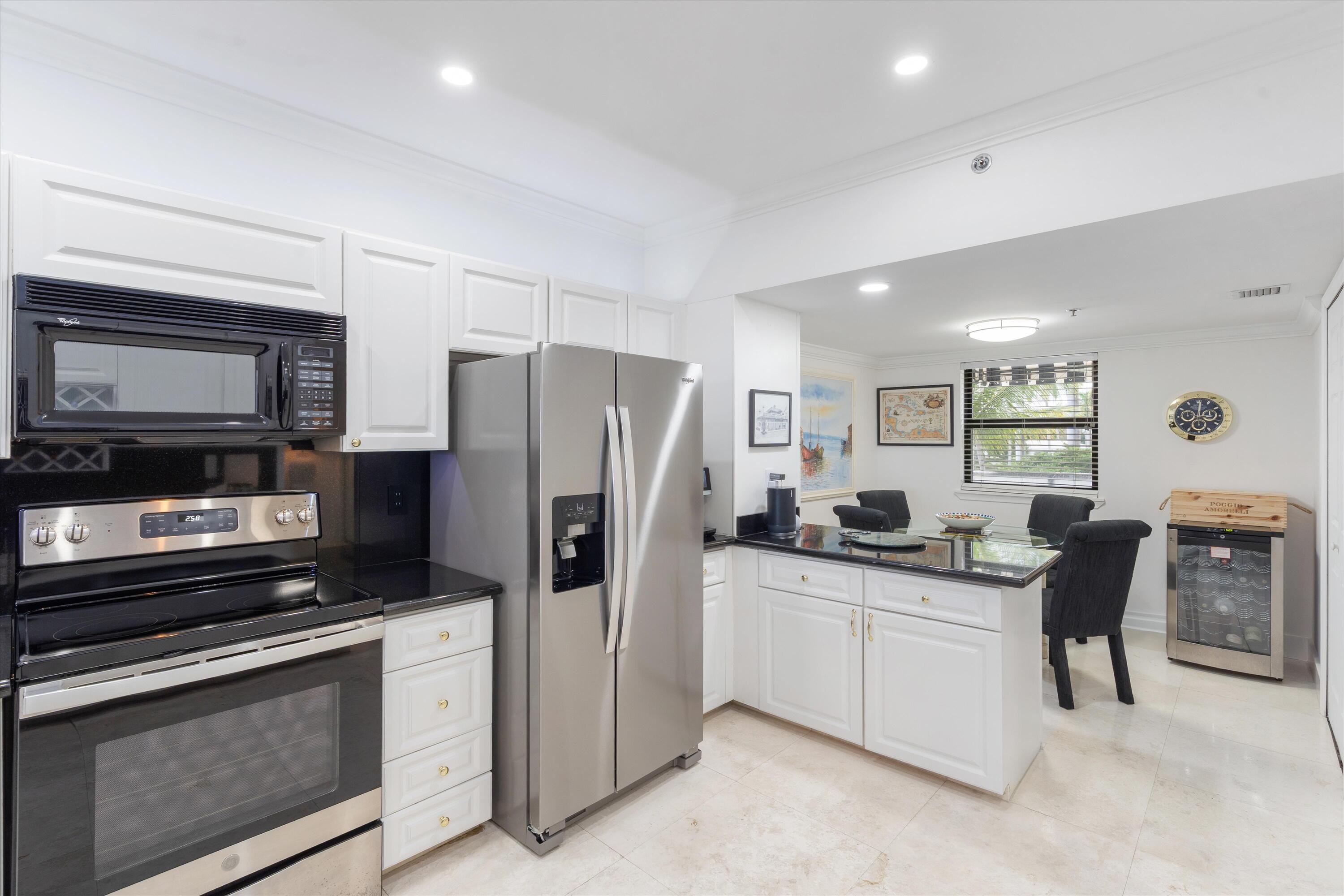 DELRAY HARBOR CLUB CONDO - Residential