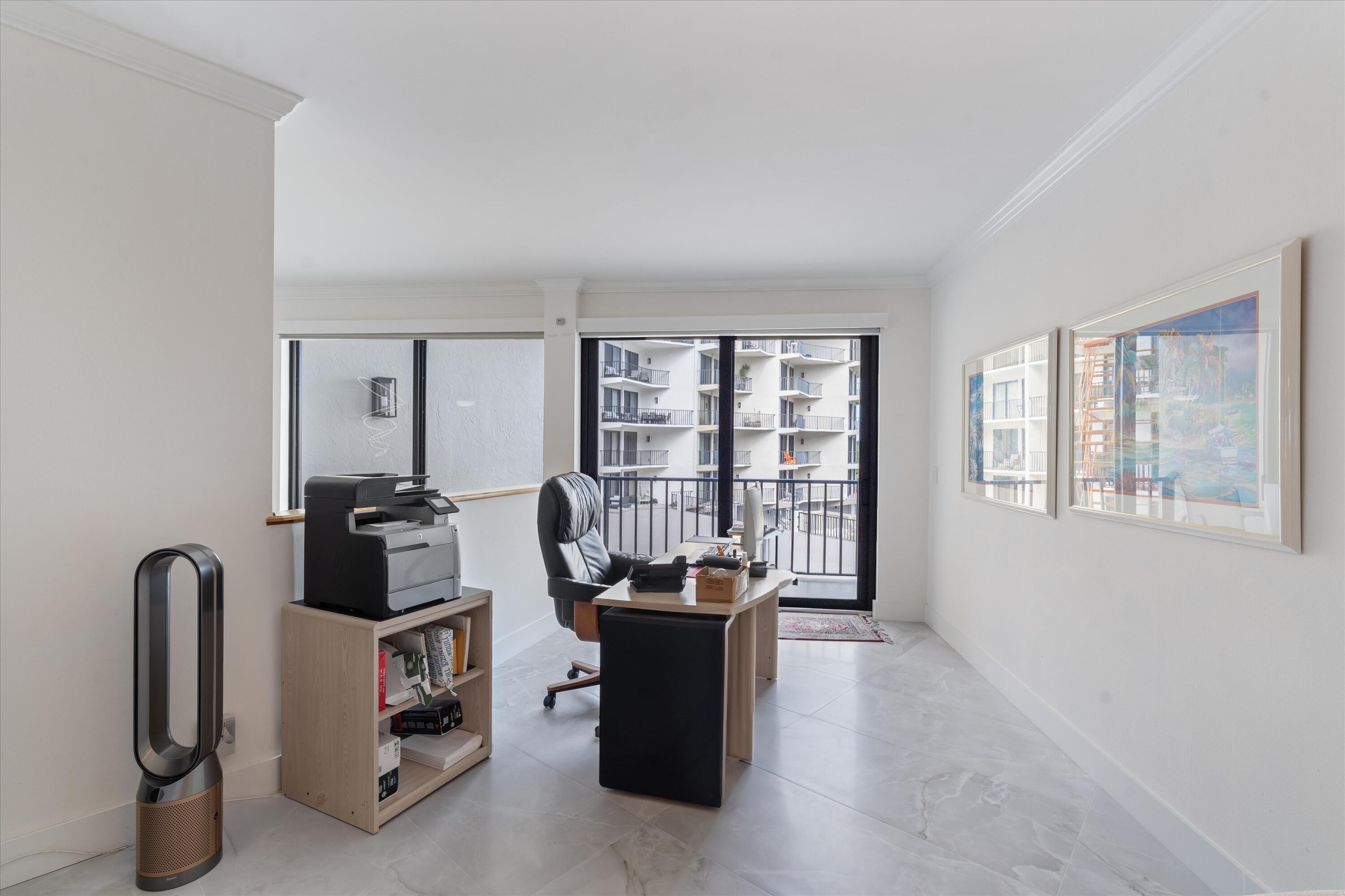 DELRAY HARBOR CLUB CONDO - Residential