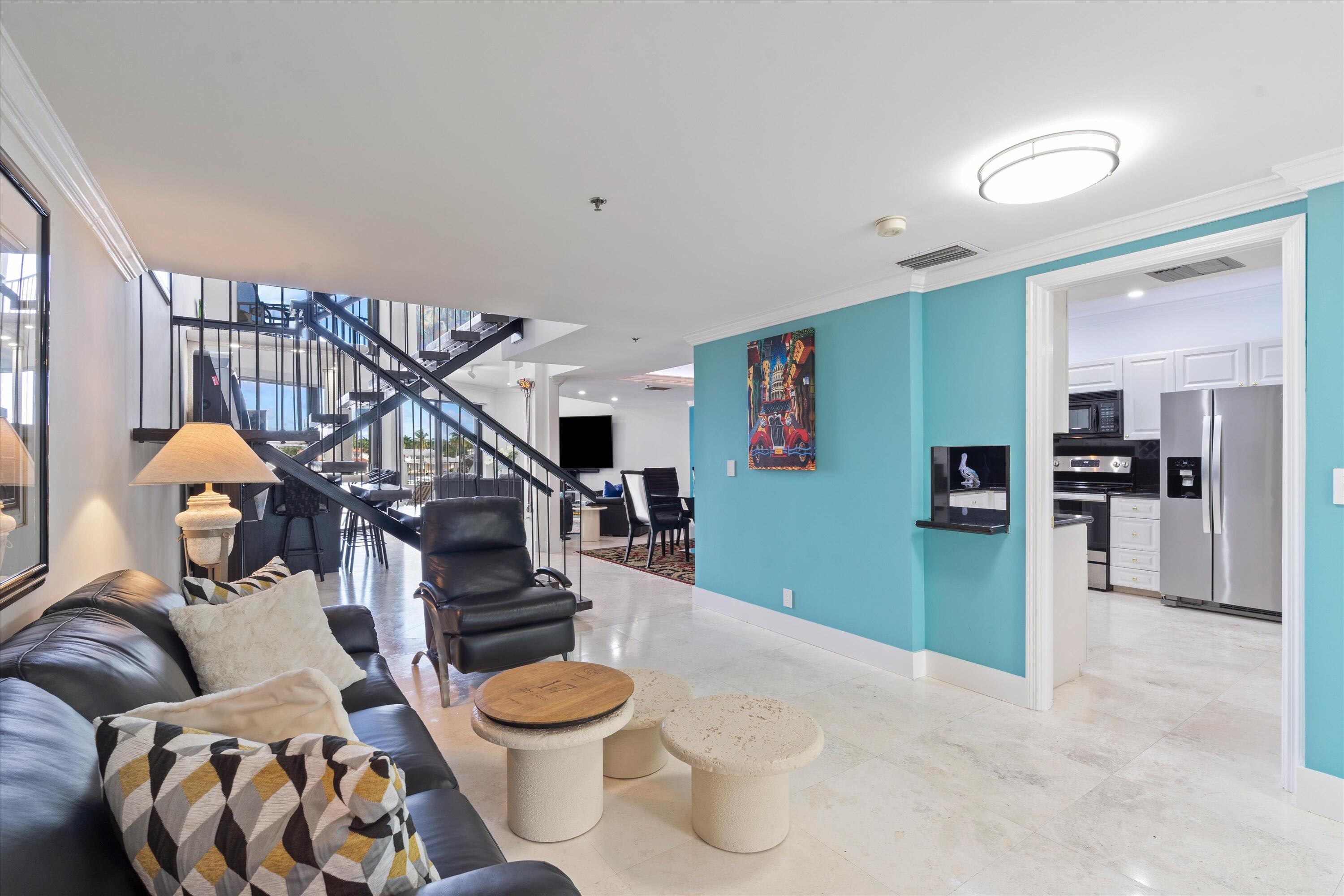 DELRAY HARBOR CLUB CONDO - Residential