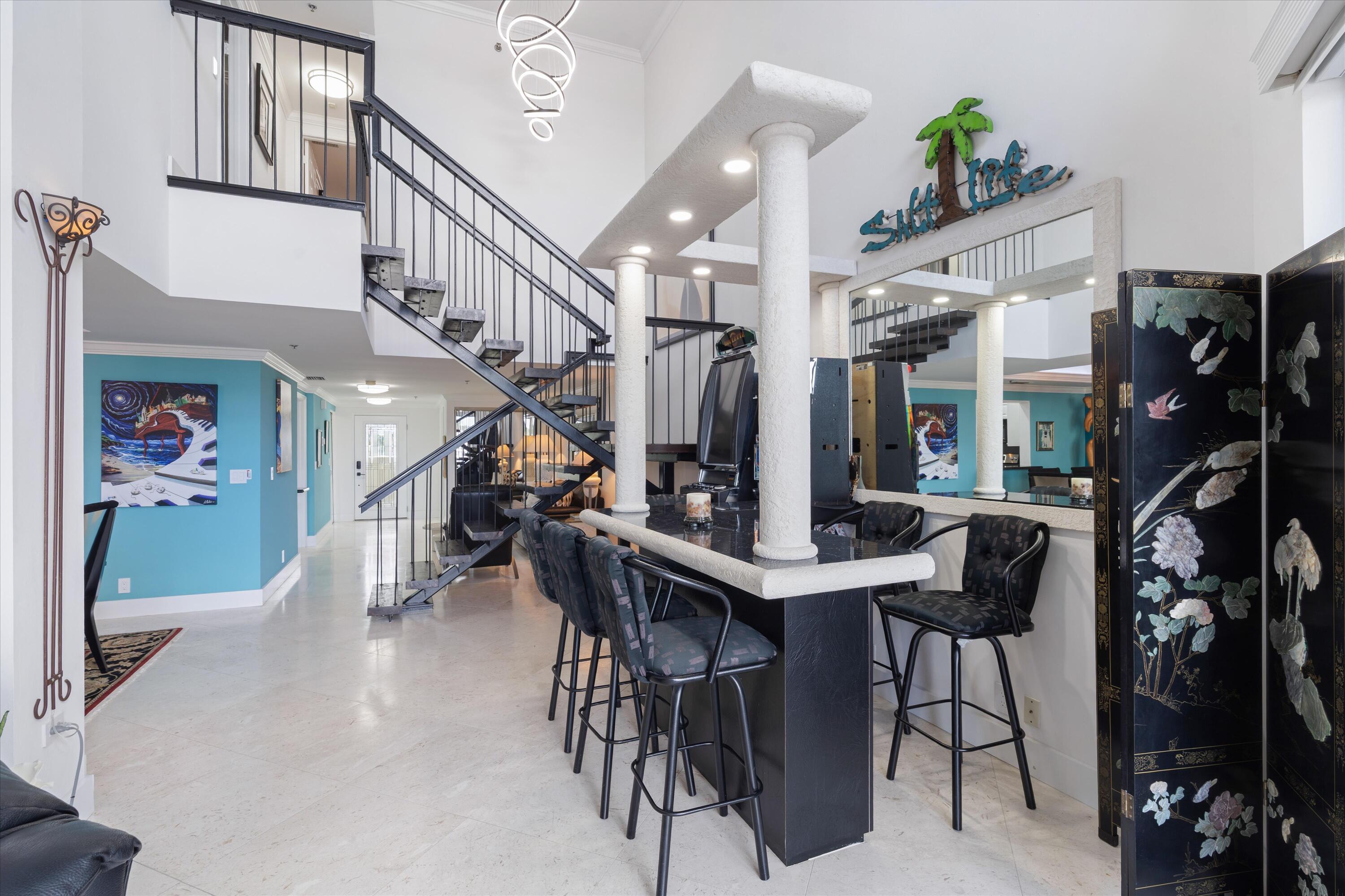 DELRAY HARBOR CLUB CONDO - Residential