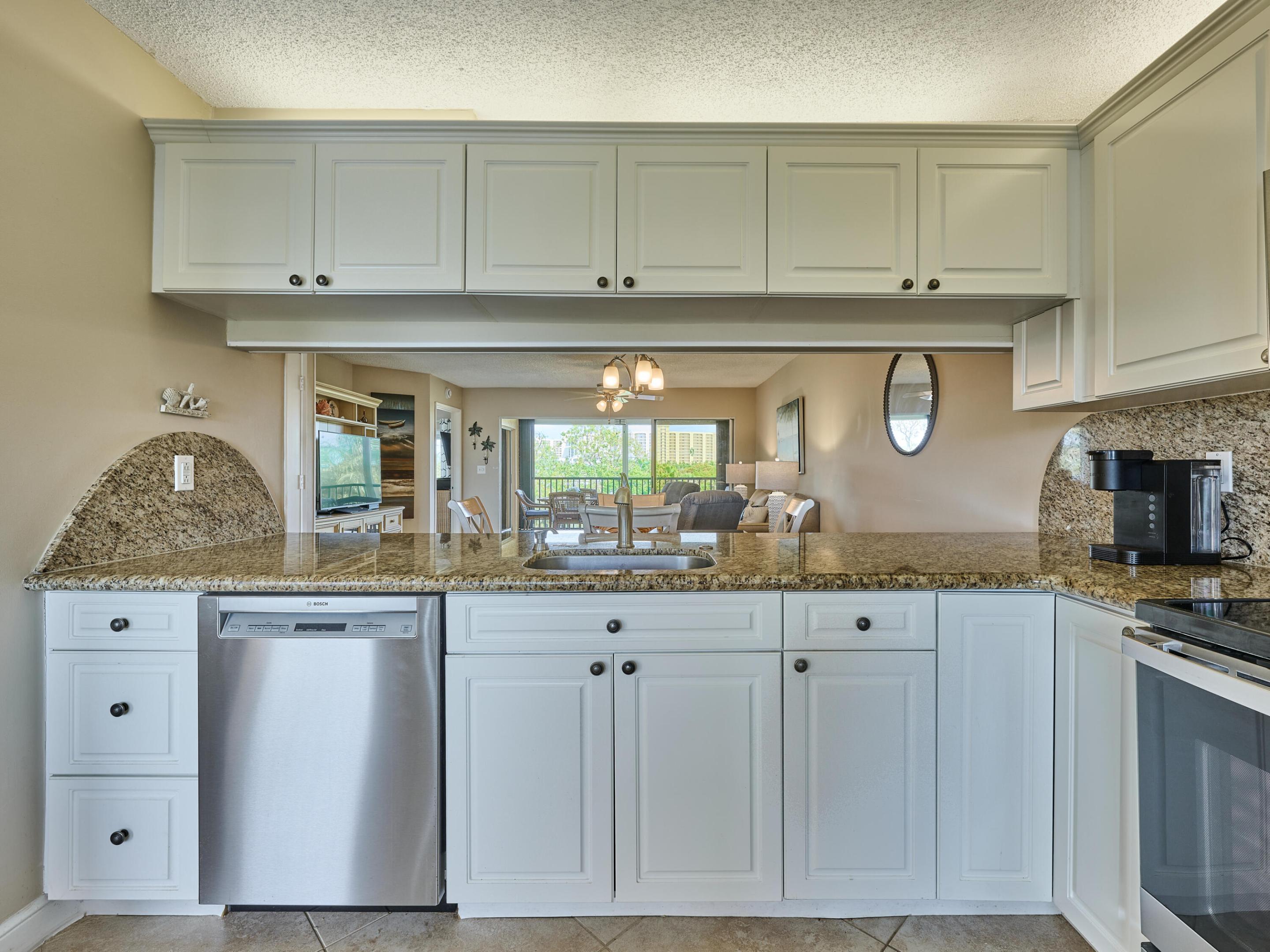 JUPITER BAY EAST CONDO - Residential