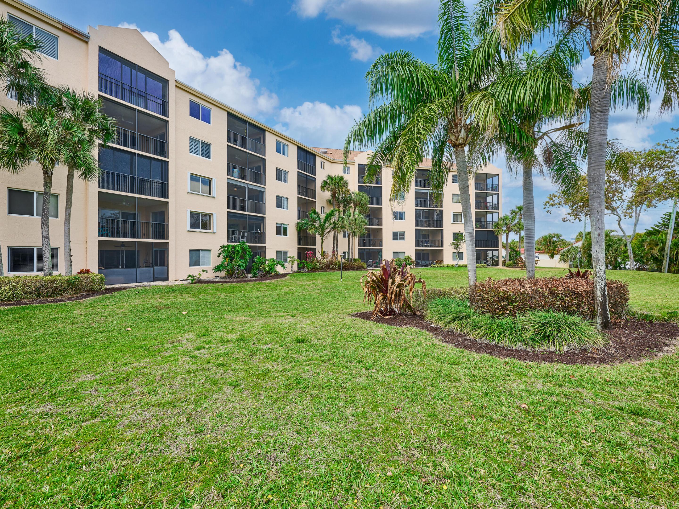 JUPITER BAY EAST CONDO - Residential