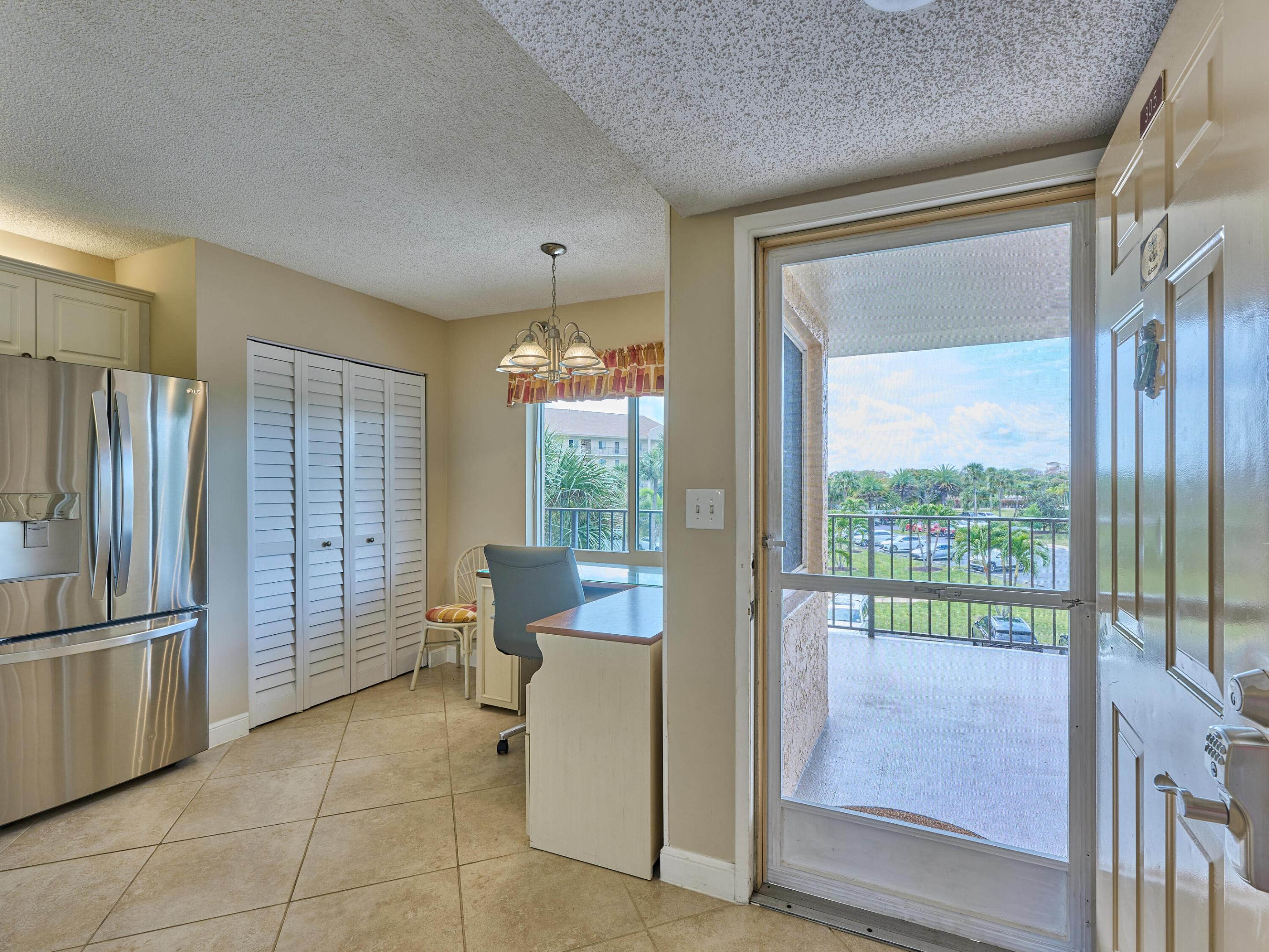 JUPITER BAY EAST CONDO - Residential