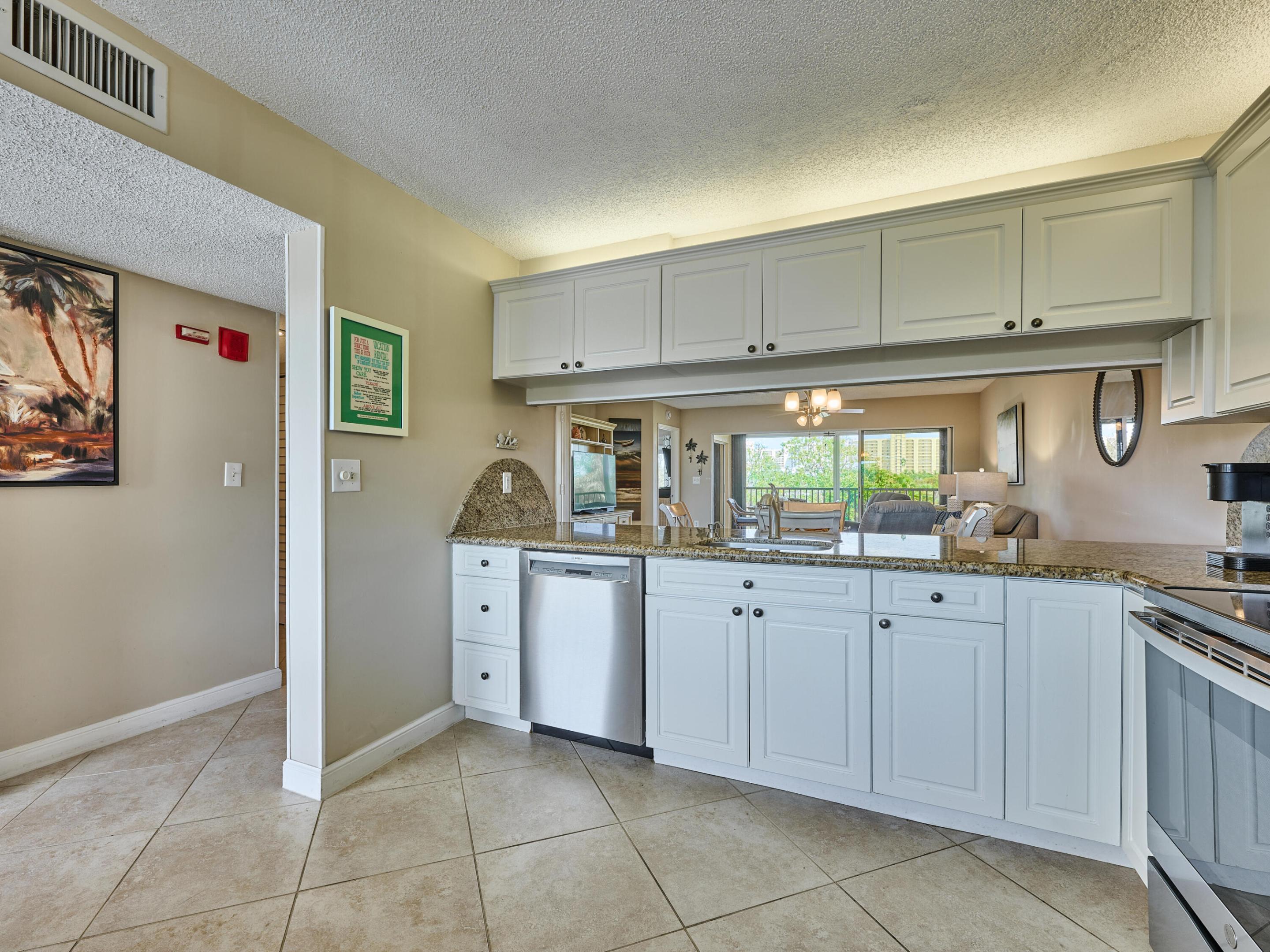 JUPITER BAY EAST CONDO - Residential