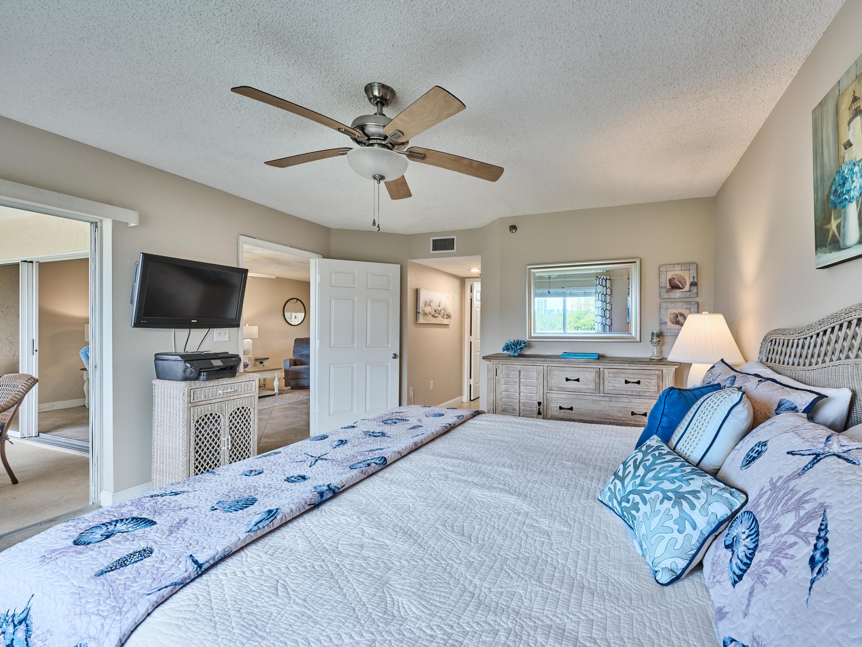 JUPITER BAY EAST CONDO - Residential