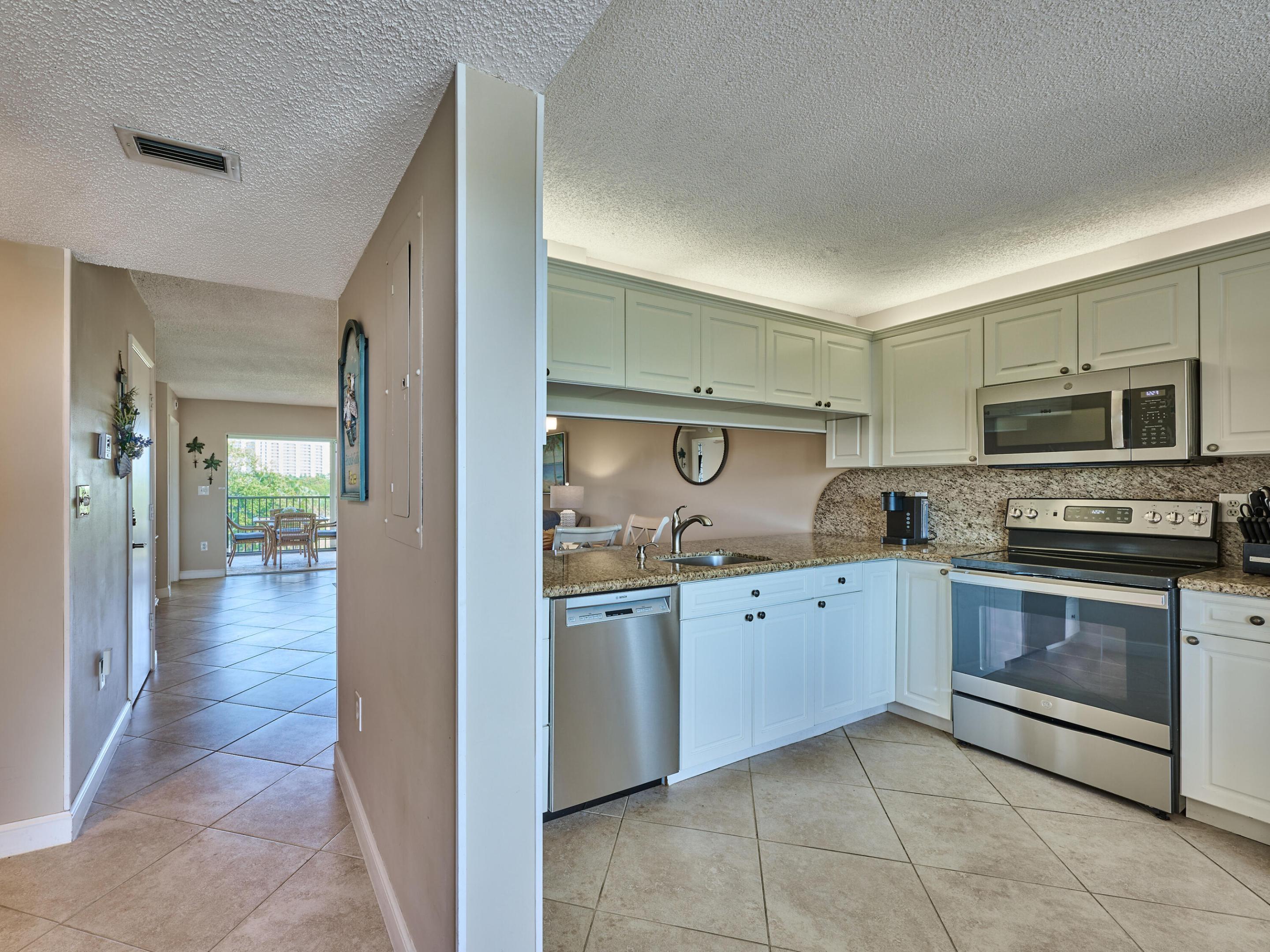 JUPITER BAY EAST CONDO - Residential