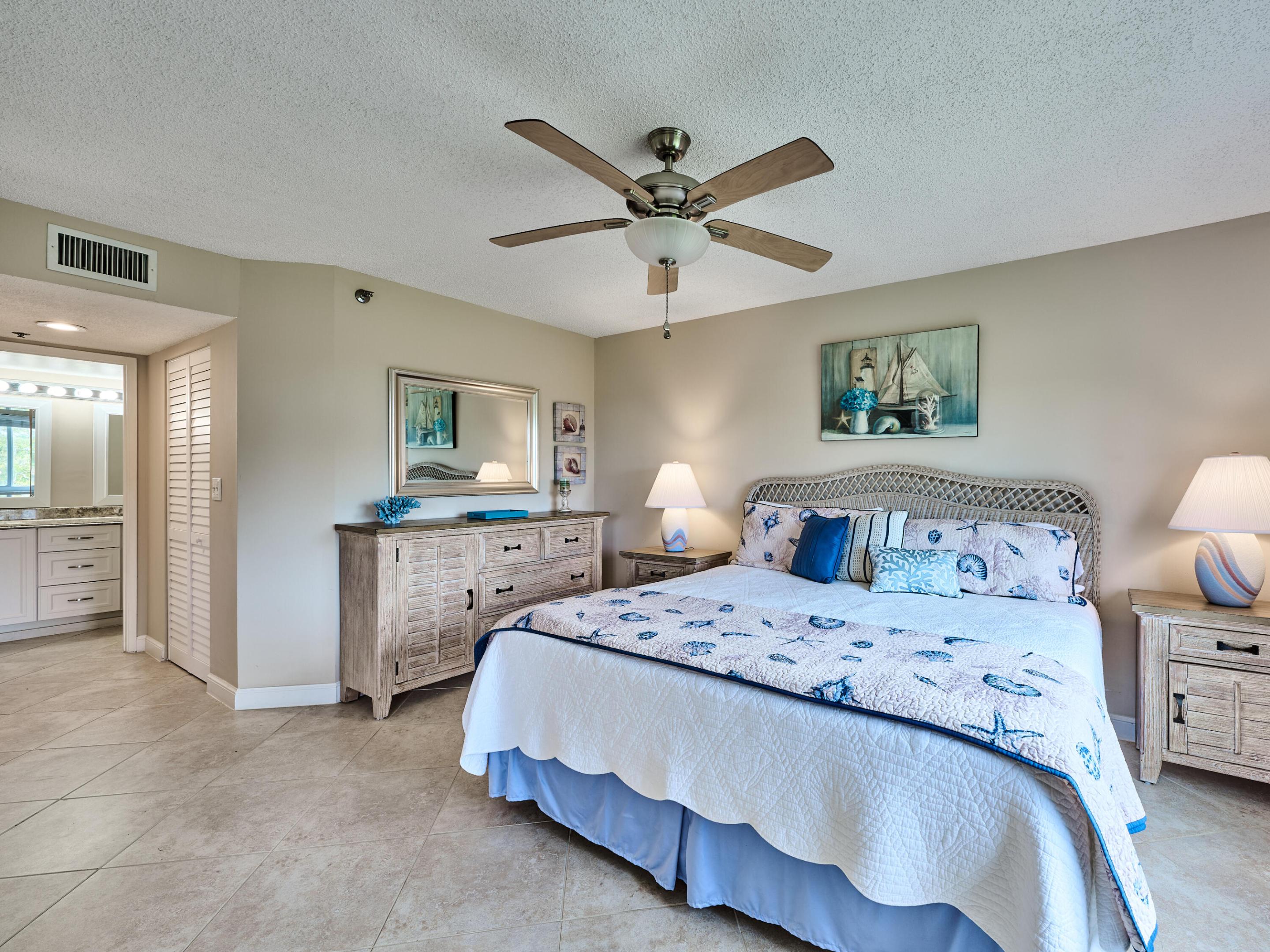 JUPITER BAY EAST CONDO - Residential