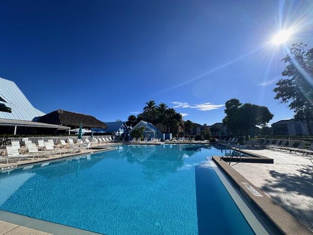 JUPITER BAY EAST CONDO - Residential