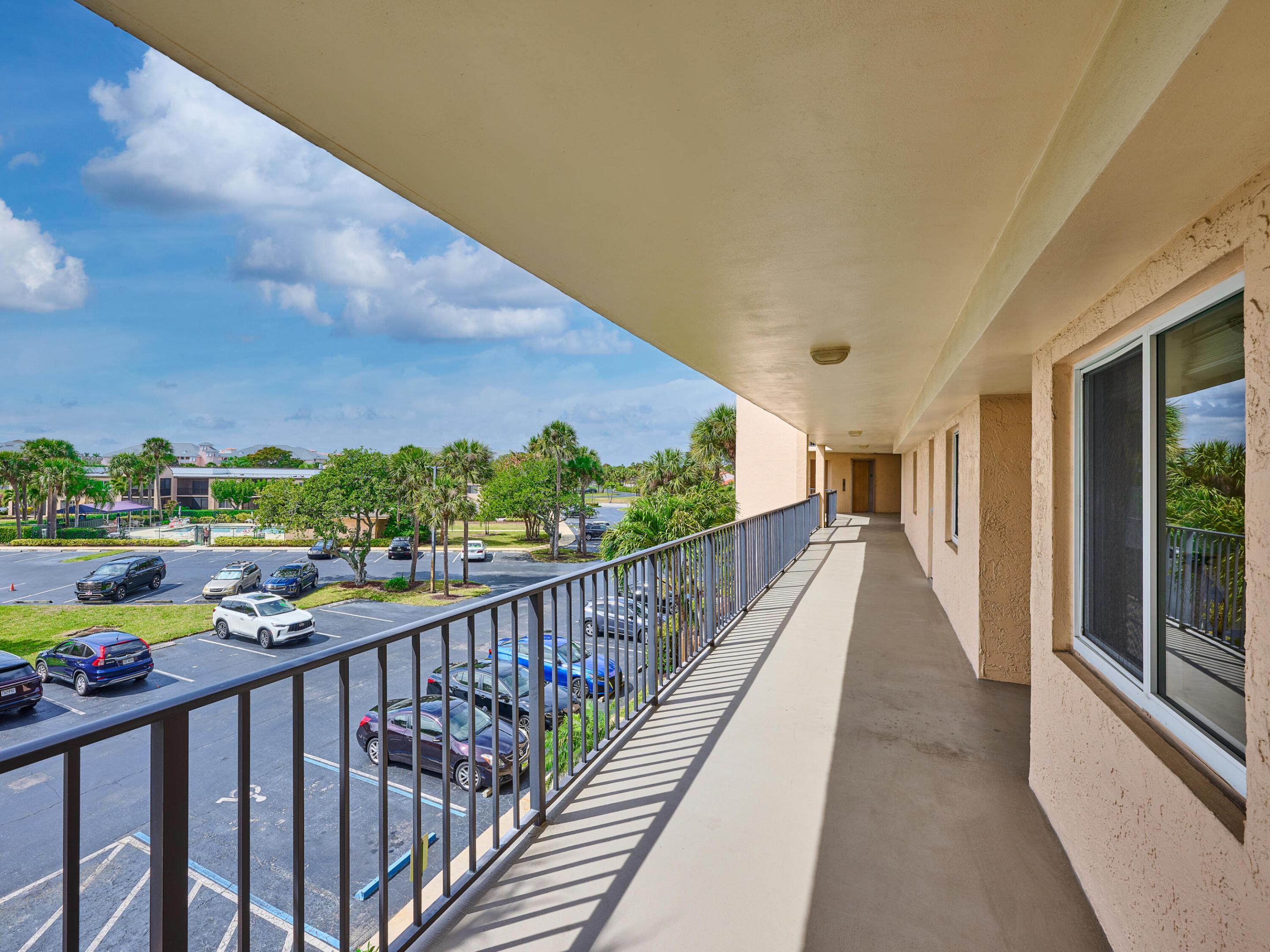 JUPITER BAY EAST CONDO - Residential