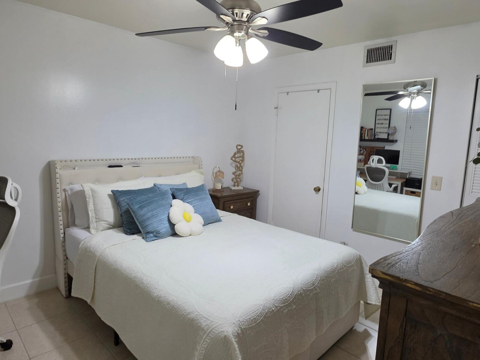 7101 GOLF COLONY Court 104