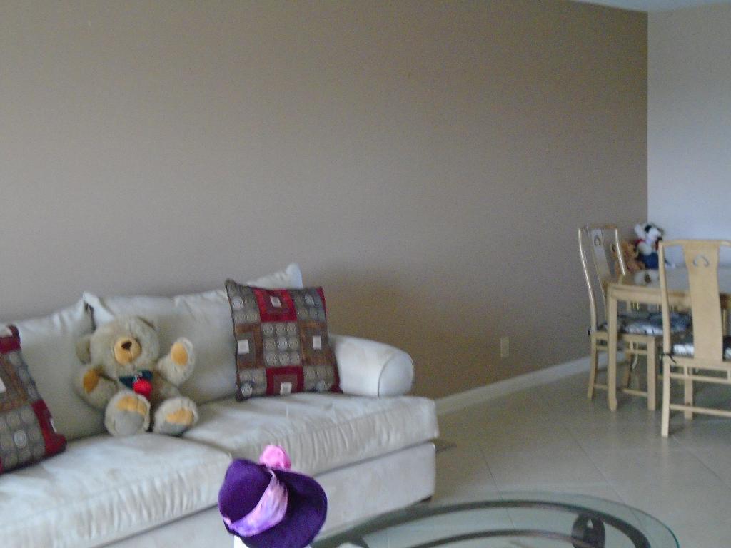 HUNTINGTON LAKES - Residential