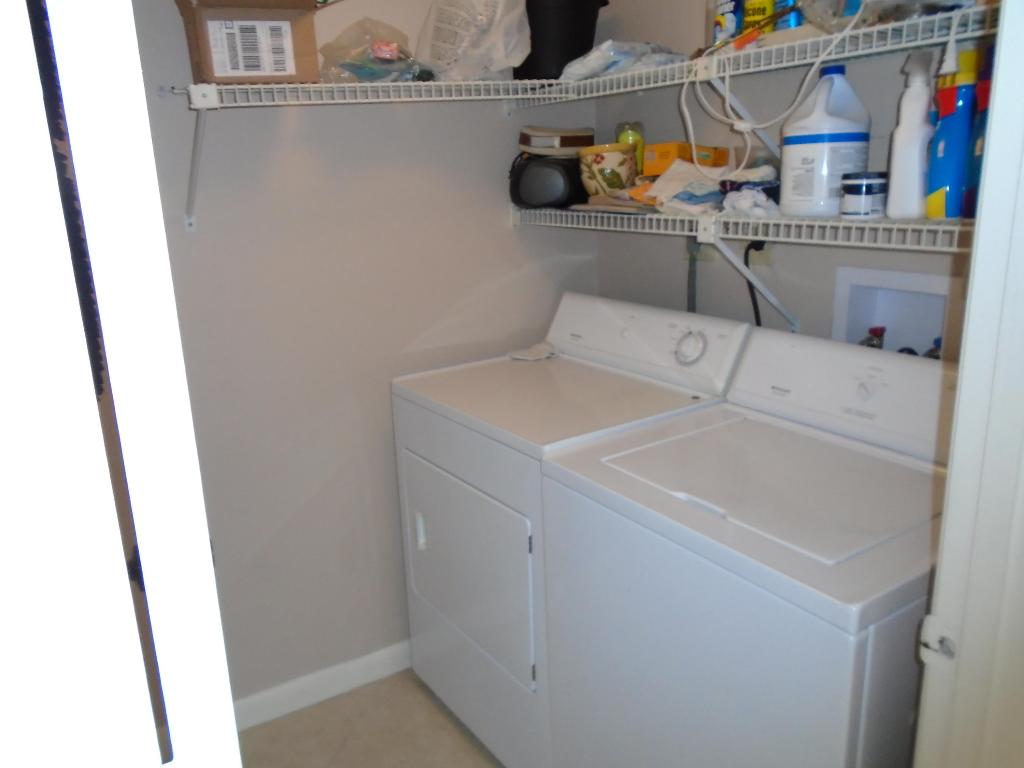 HUNTINGTON LAKES - Residential