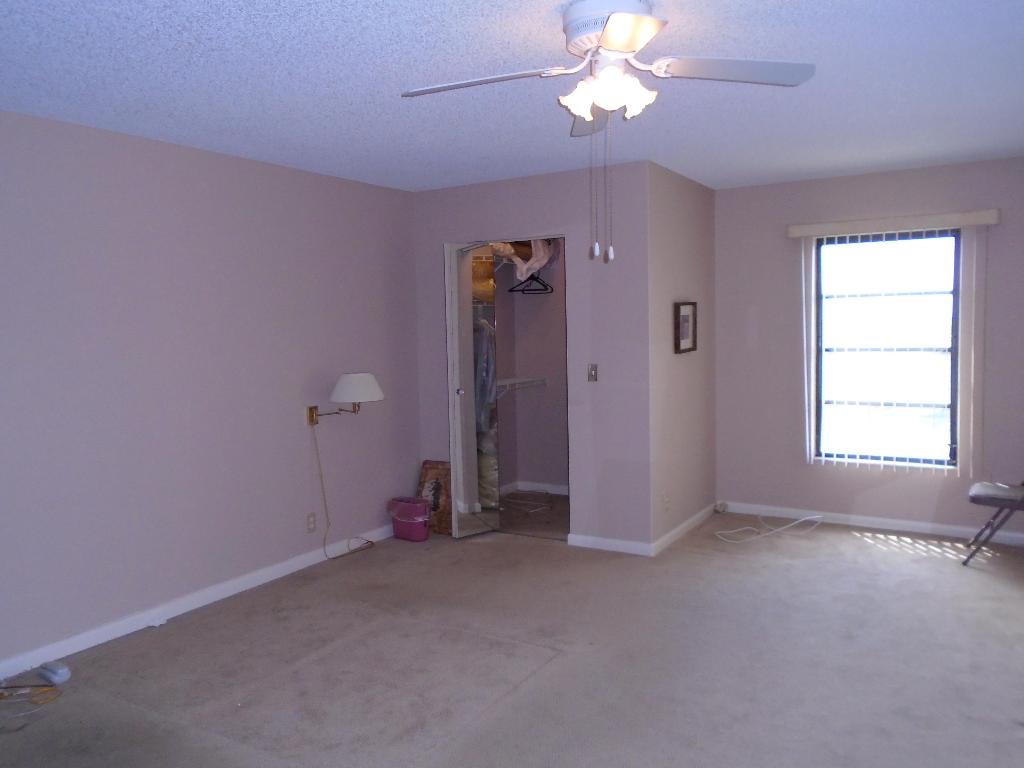 HUNTINGTON LAKES - Residential