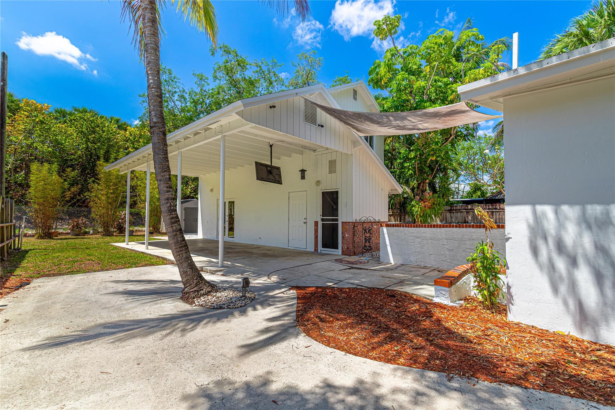 1601 SW 20th Ave