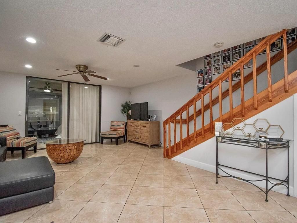 Photo of 7670 Lago Del Mar Drive #301, Boca Raton, FL 33433 (MLS # R11144363)