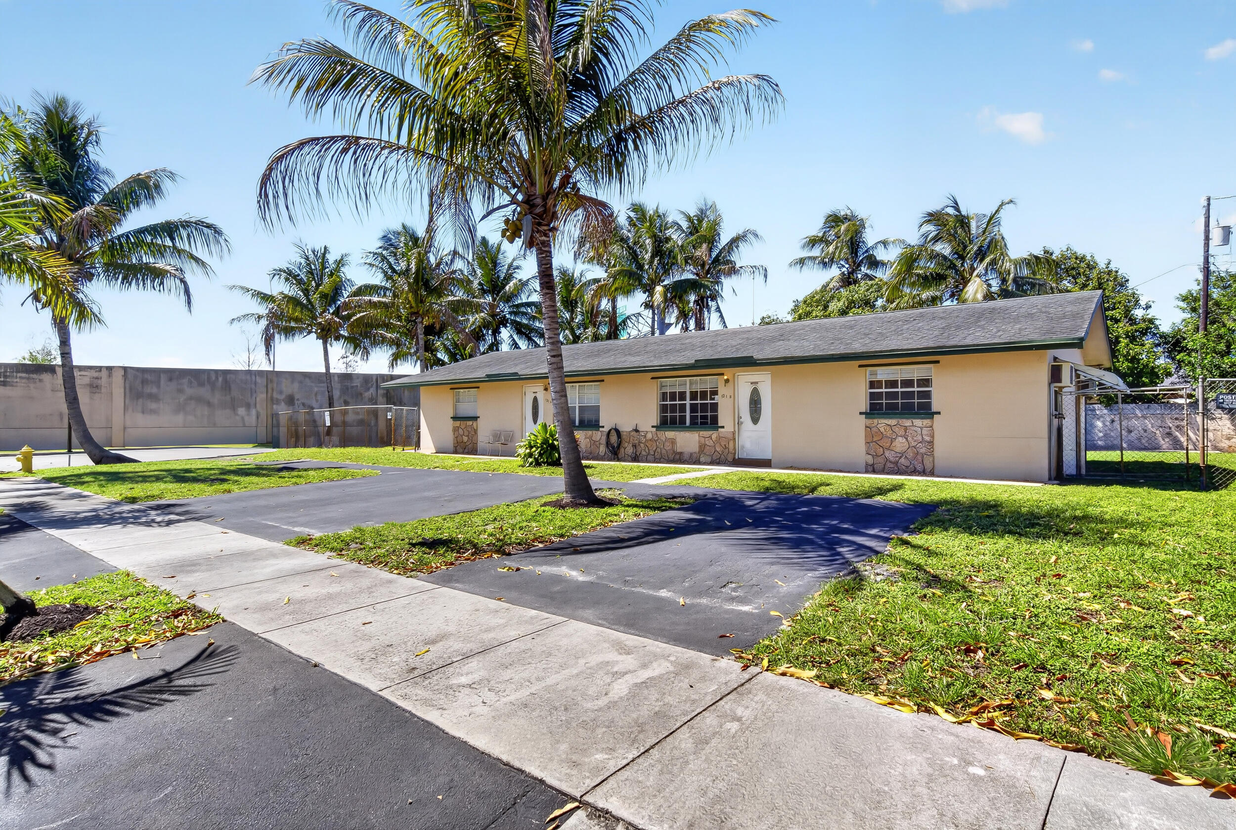 121 NW 56th Court 1-2