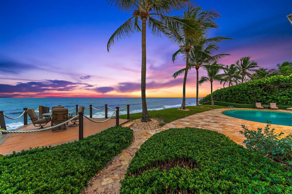 BLOWING ROCKS - Residential