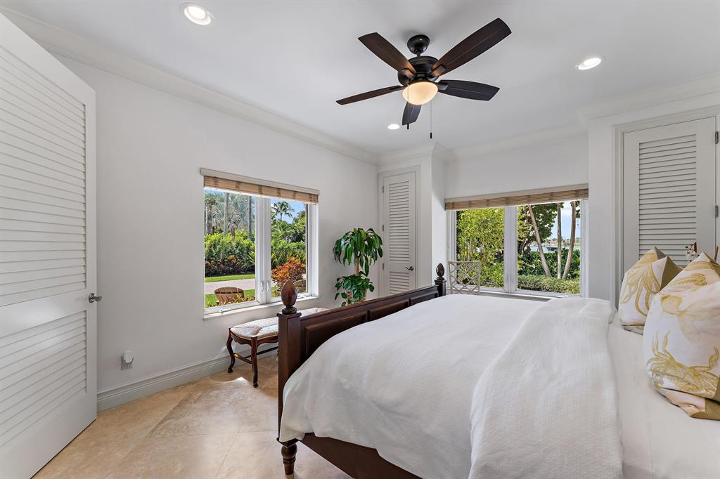 BLOWING ROCKS - Residential