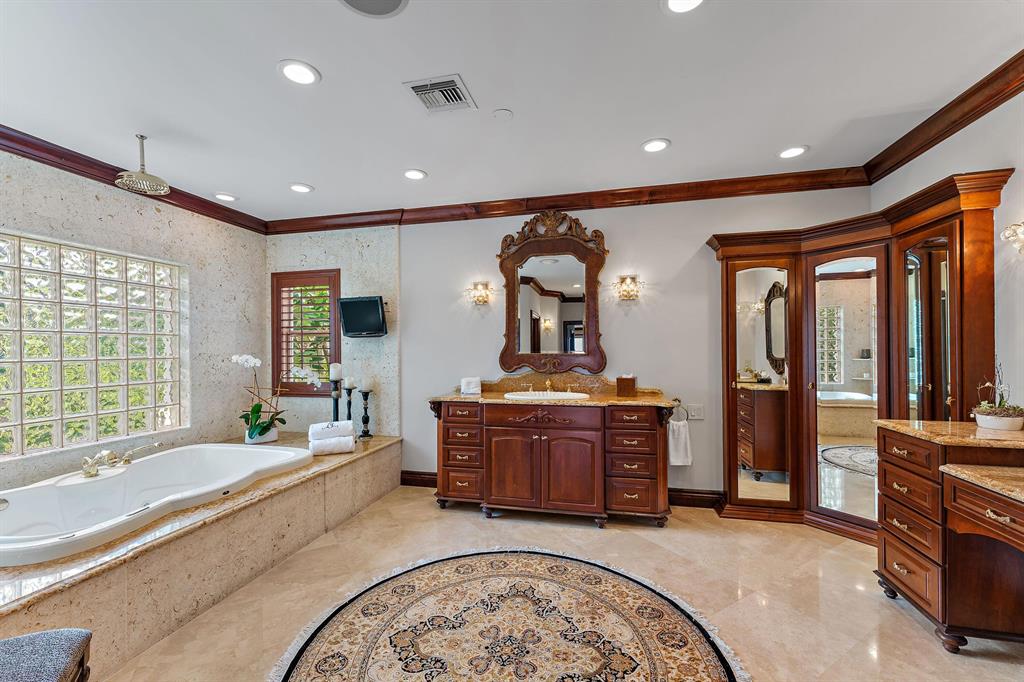 BLOWING ROCKS - Residential