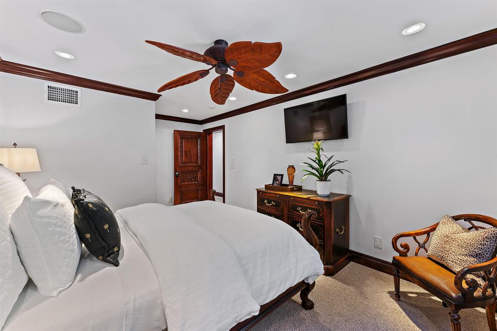 BLOWING ROCKS - Residential