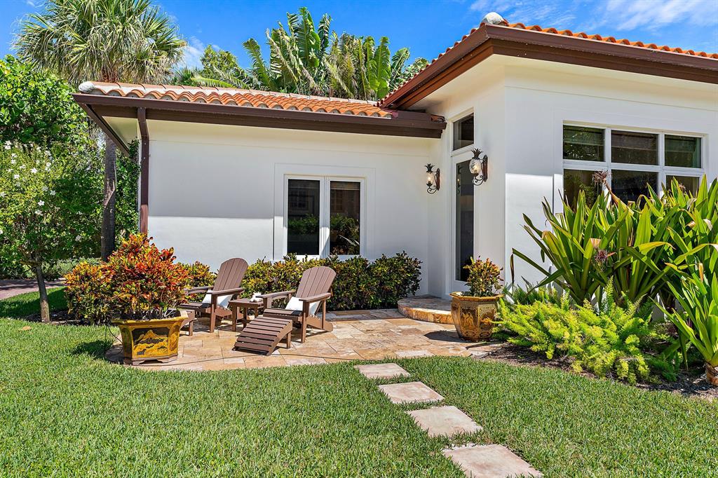 BLOWING ROCKS - Residential