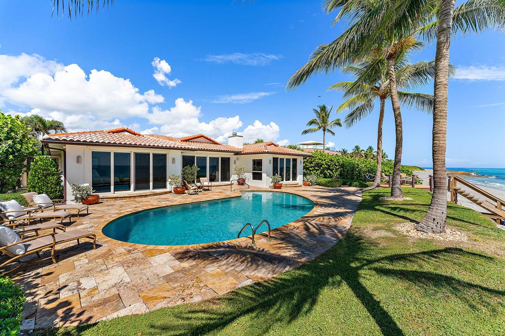 BLOWING ROCKS - Residential