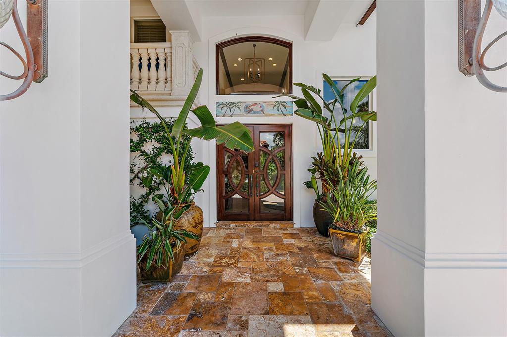 BLOWING ROCKS - Residential