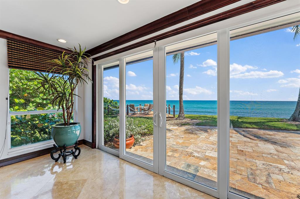 BLOWING ROCKS - Residential