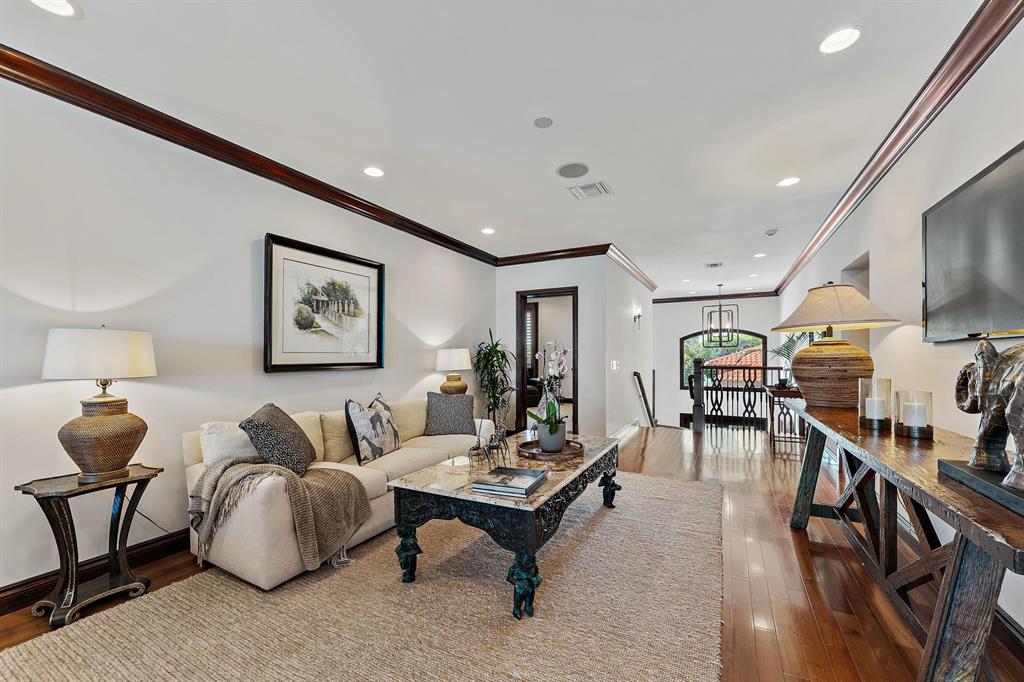 BLOWING ROCKS - Residential