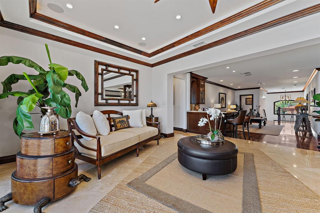 BLOWING ROCKS - Residential